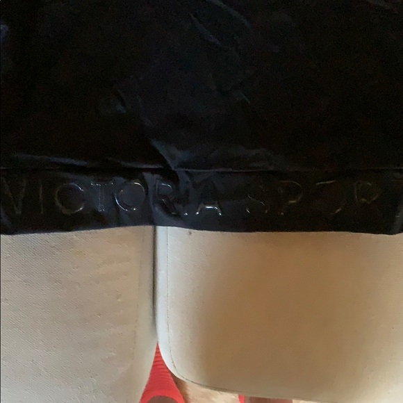 Crop top - Picture 4 of 4